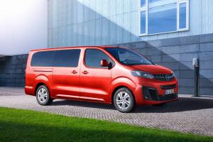 Opel Zafira-e Life Large 2020 года 